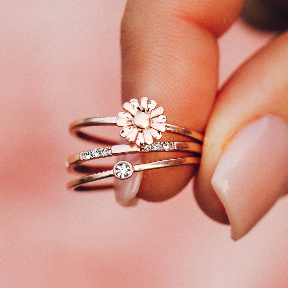 Pura Vida Daisy Pickin' Ring Stack