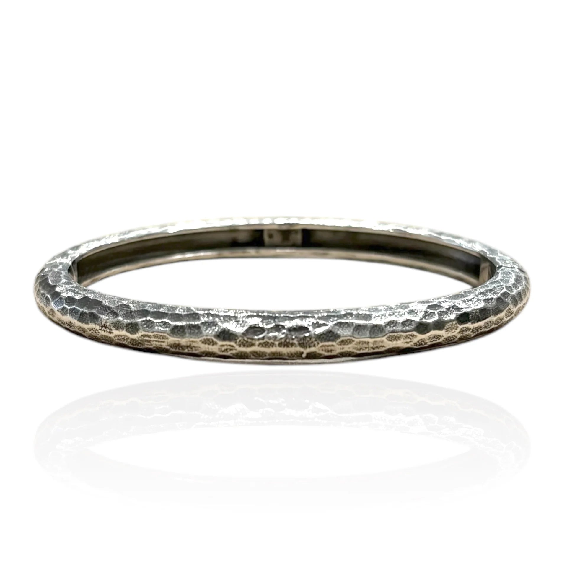 Tat 2 Designs - Vintage Silver Riva Hammered Bangle