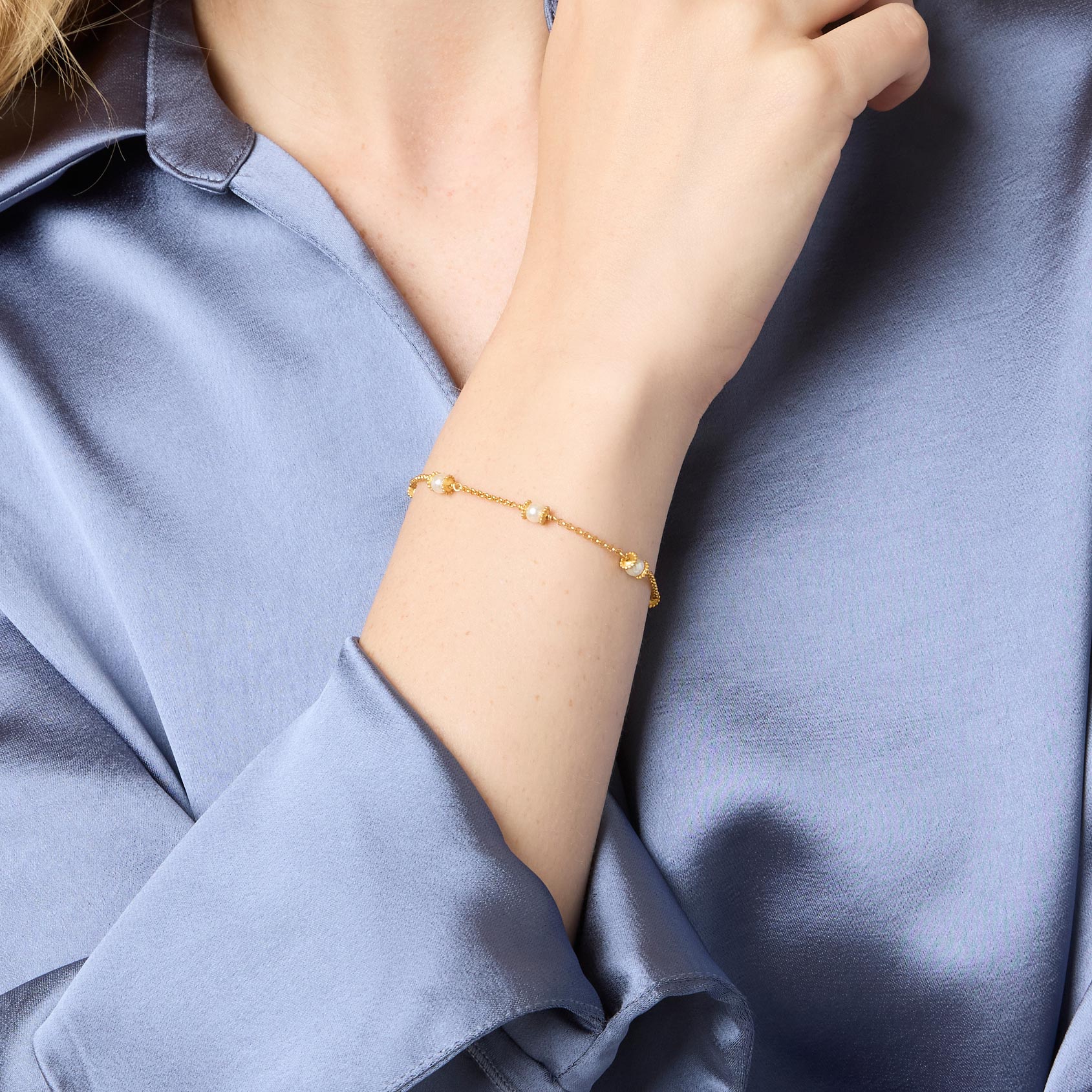Julie Vos Hydra Delicate Bracelet Pearl