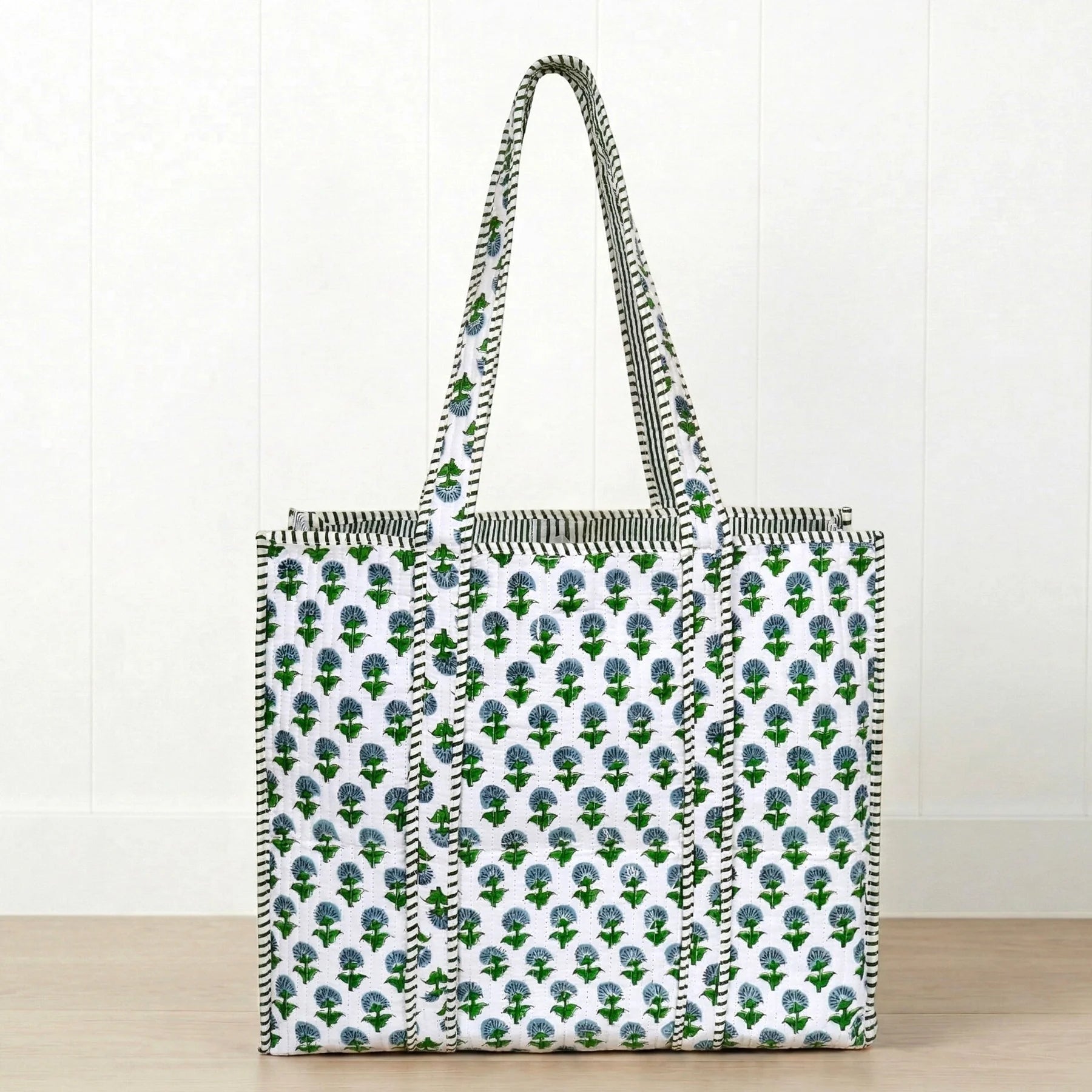 Amelia Rose - Lily Quilted Tote Bag - Green