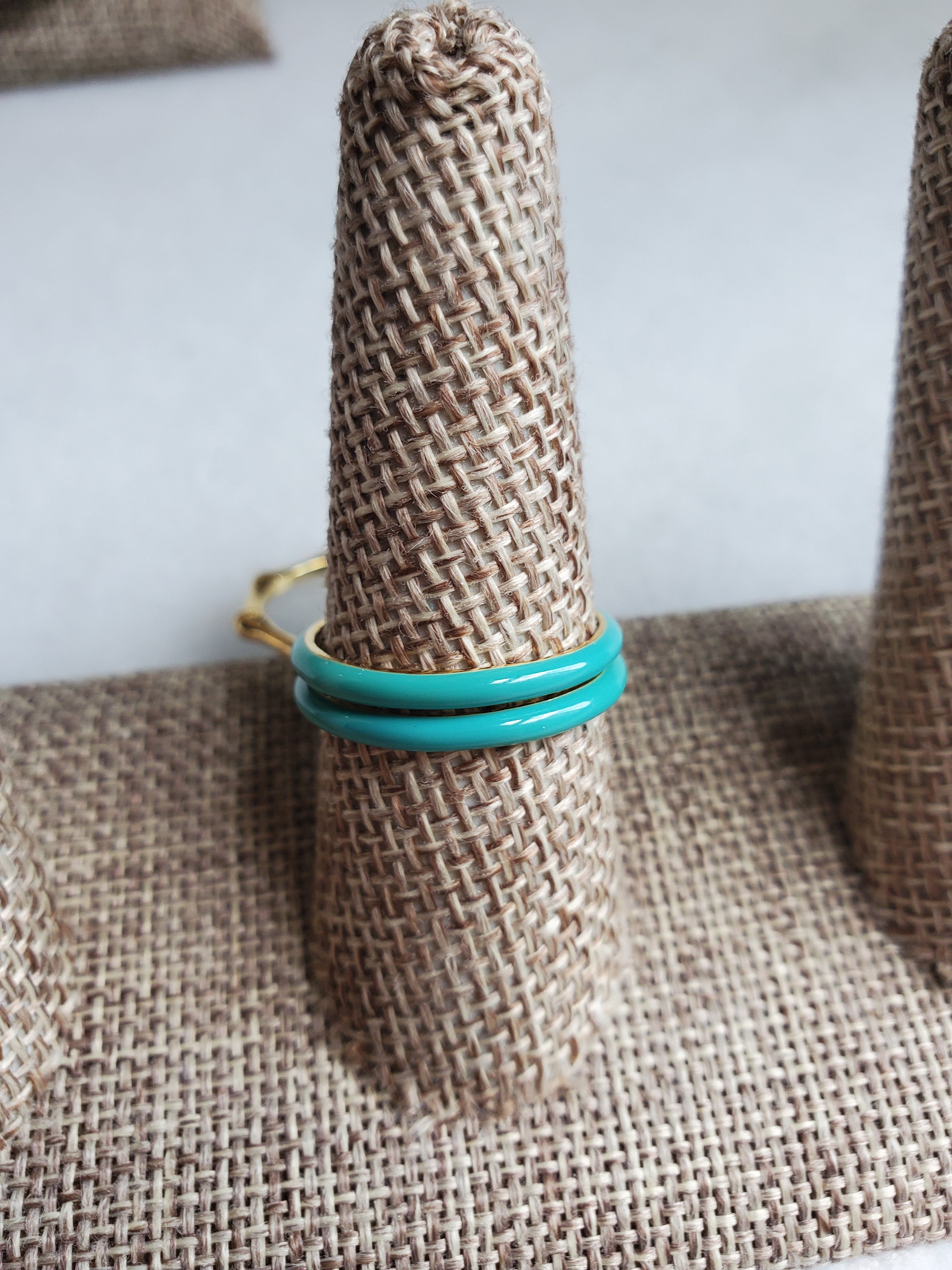 Gold Enamel Ring Set - Size 6