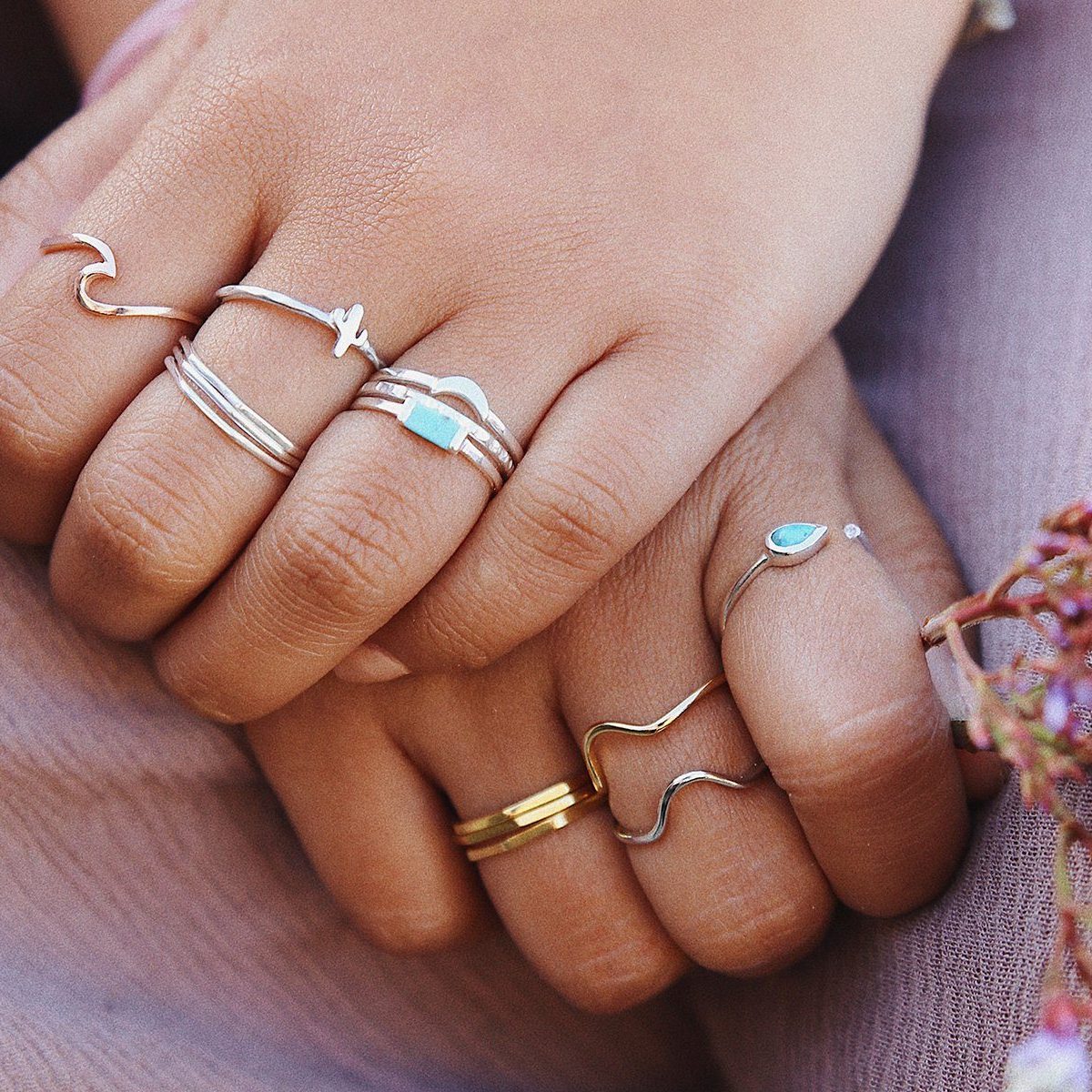 Pura Vida Delicate Stacked Ring - Gold- size 5