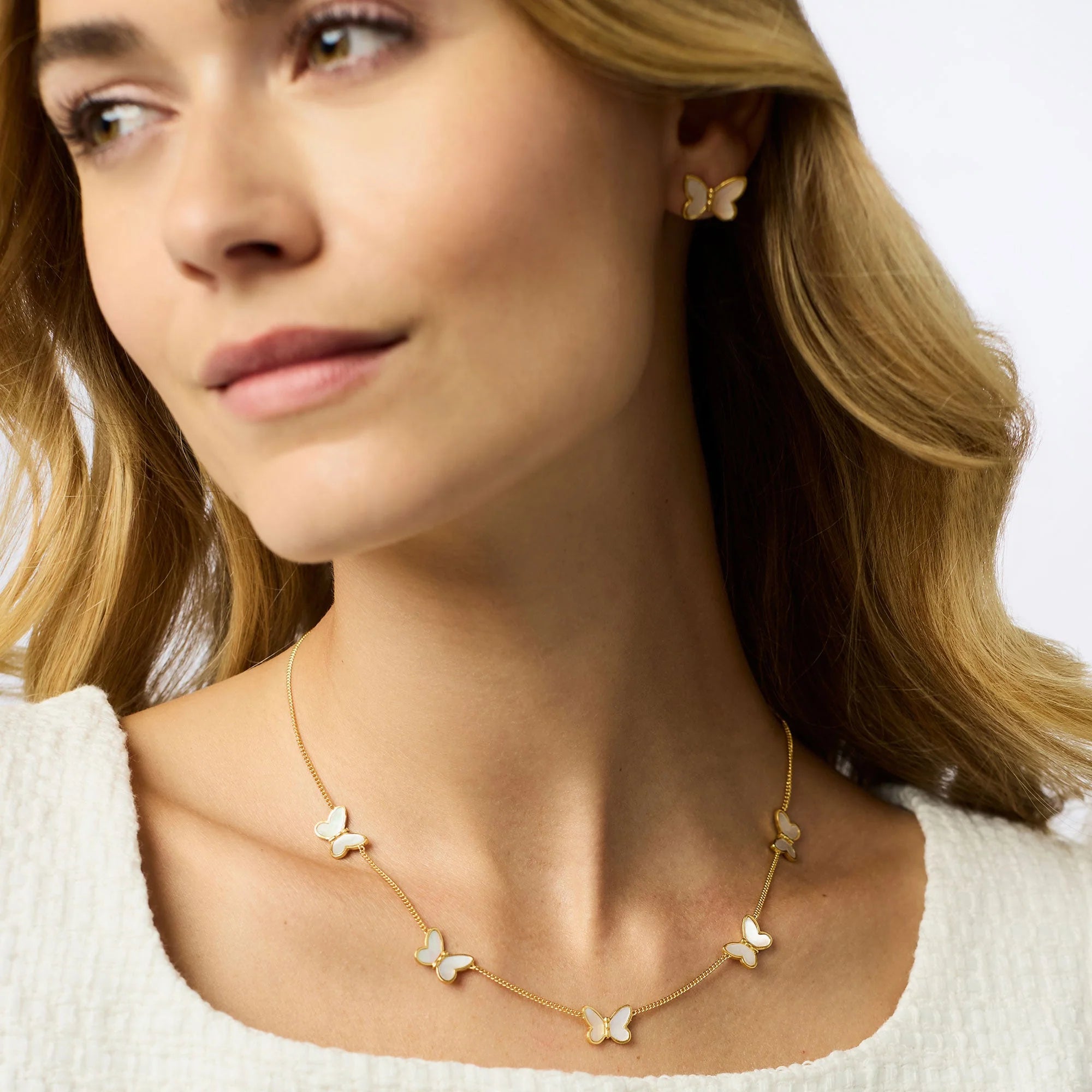Julie Vos - Papillion Delicate Station Necklace - Mother of Pearl