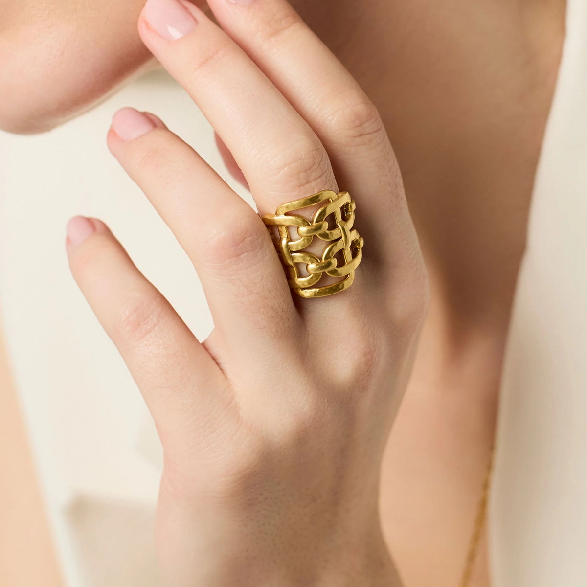 Julie Vos - Sahara Statement Ring- Gold (OS)