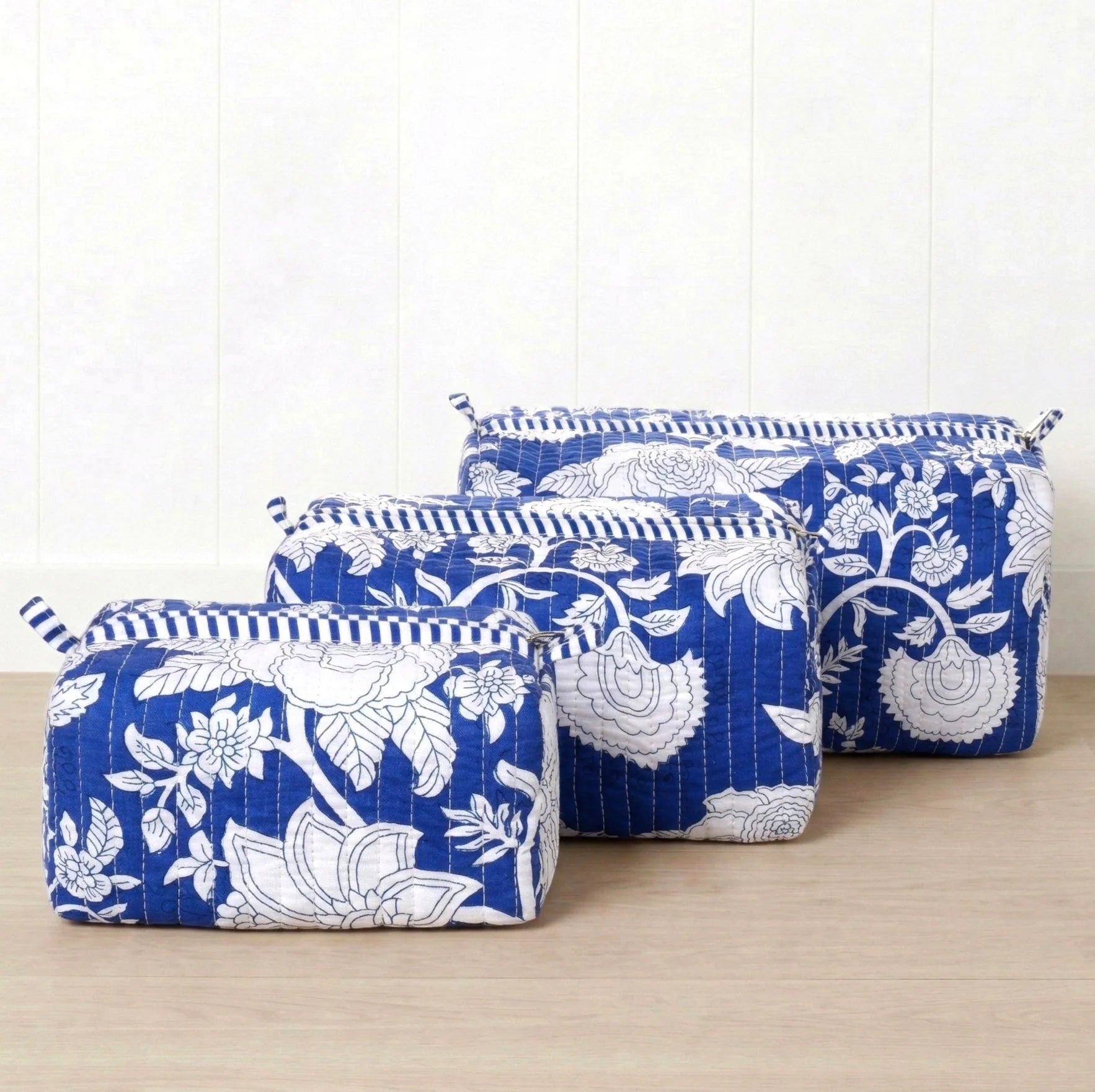 Amelia Rose - Cornflower Cosmetic Pouch - Large